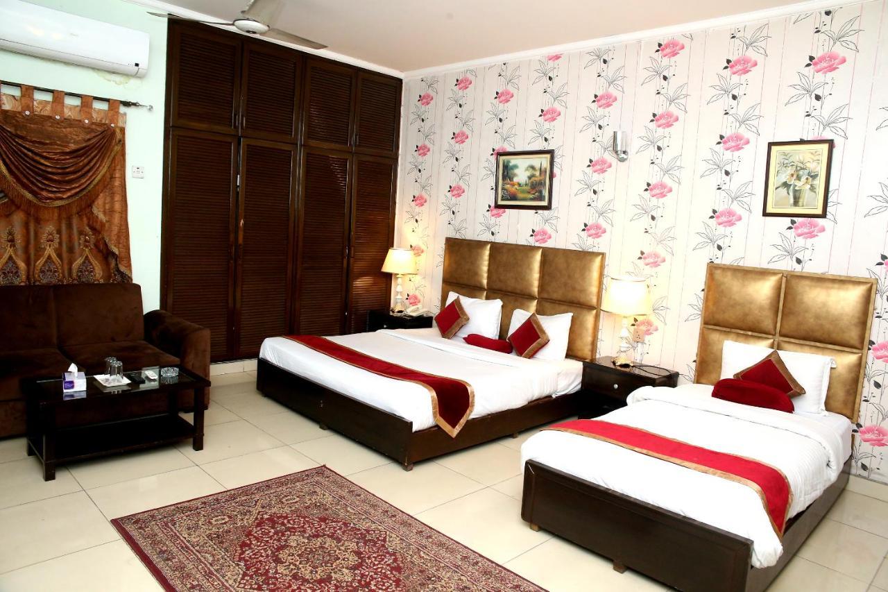 Premier Inn Mall لاهور المظهر الخارجي الصورة
