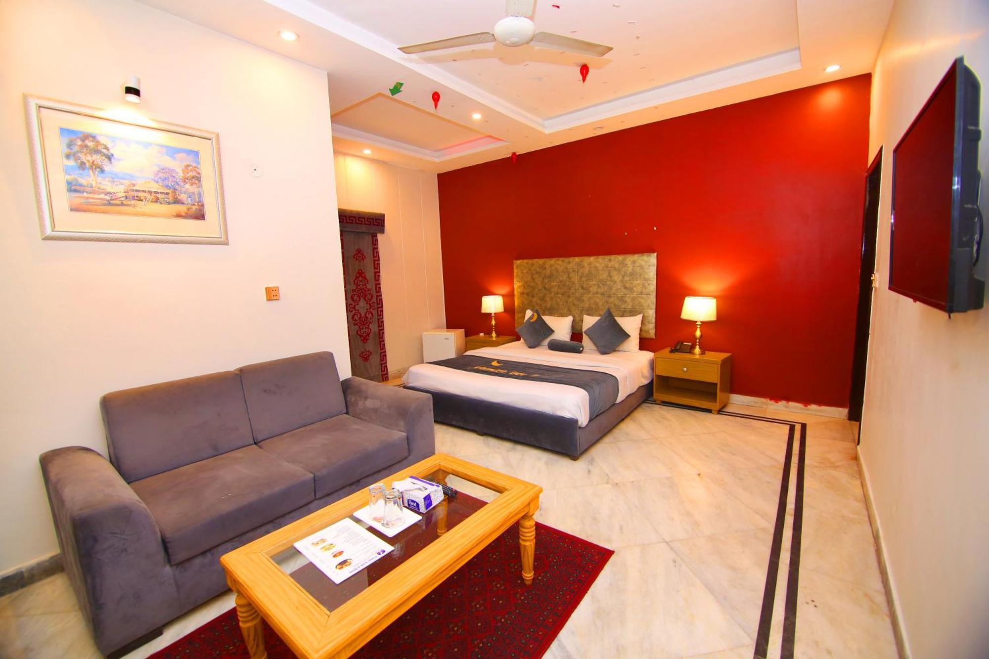 Premier Inn Mall لاهور المظهر الخارجي الصورة