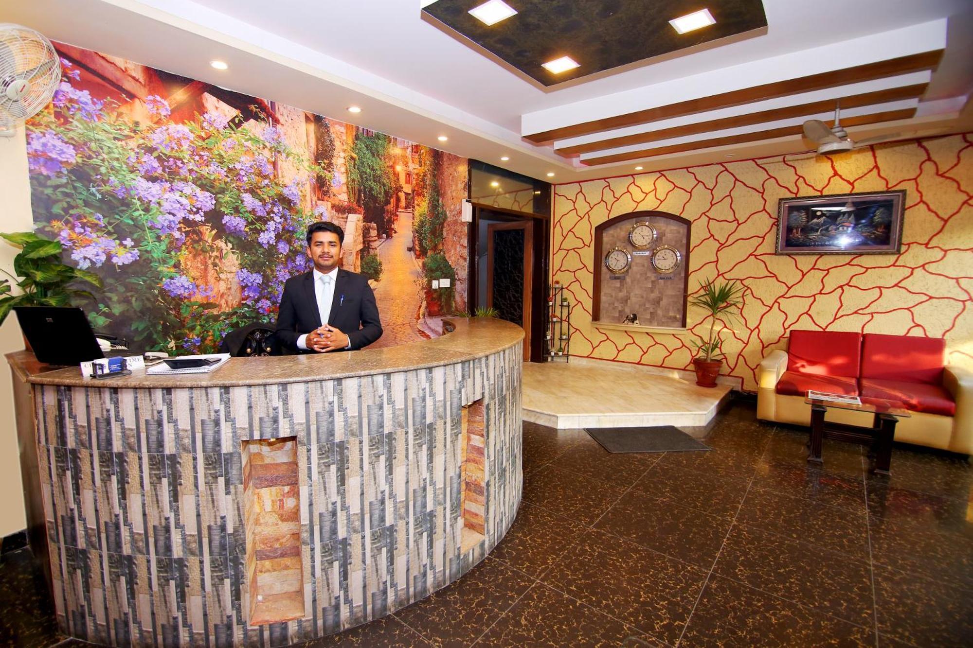 Premier Inn Mall لاهور المظهر الخارجي الصورة